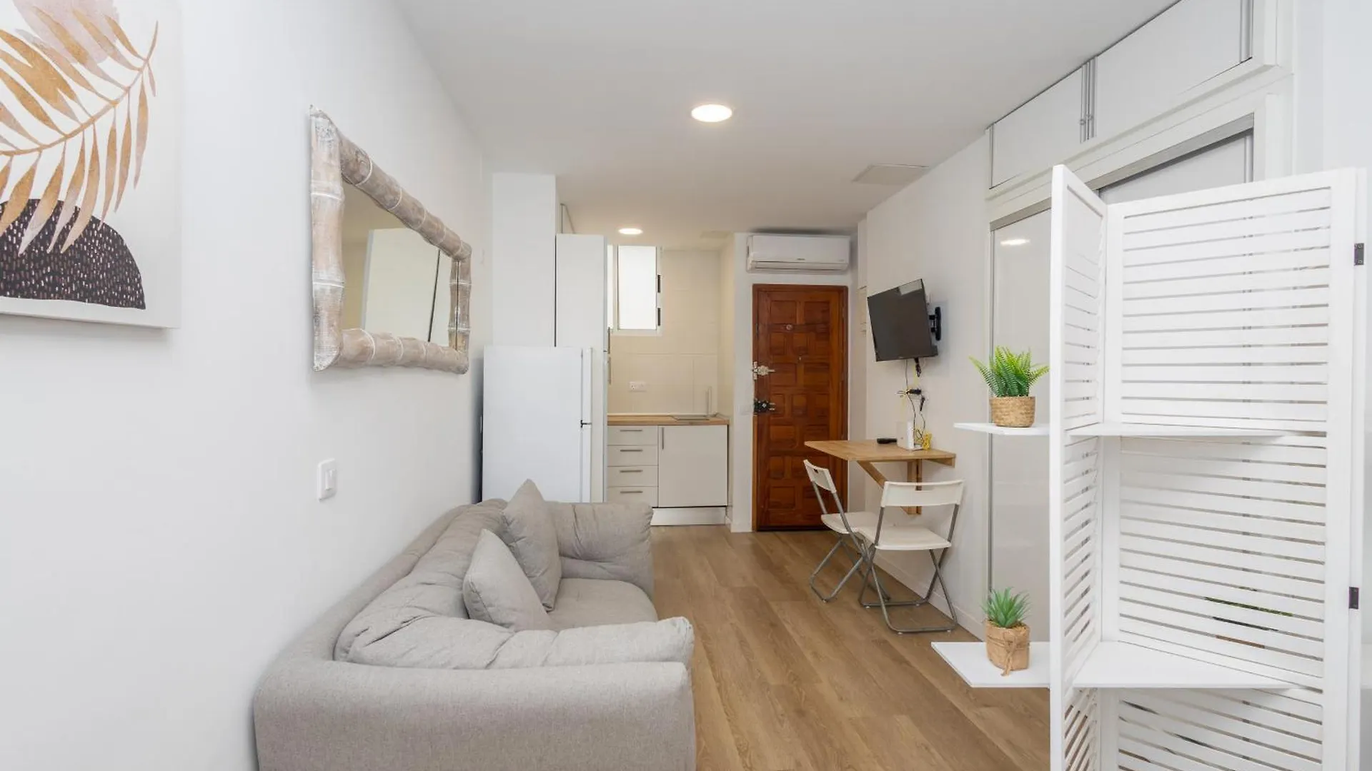 Cozy Studio Las Canteras - 2 Min Walk To Beach Las Palmas 0*,  Spanje