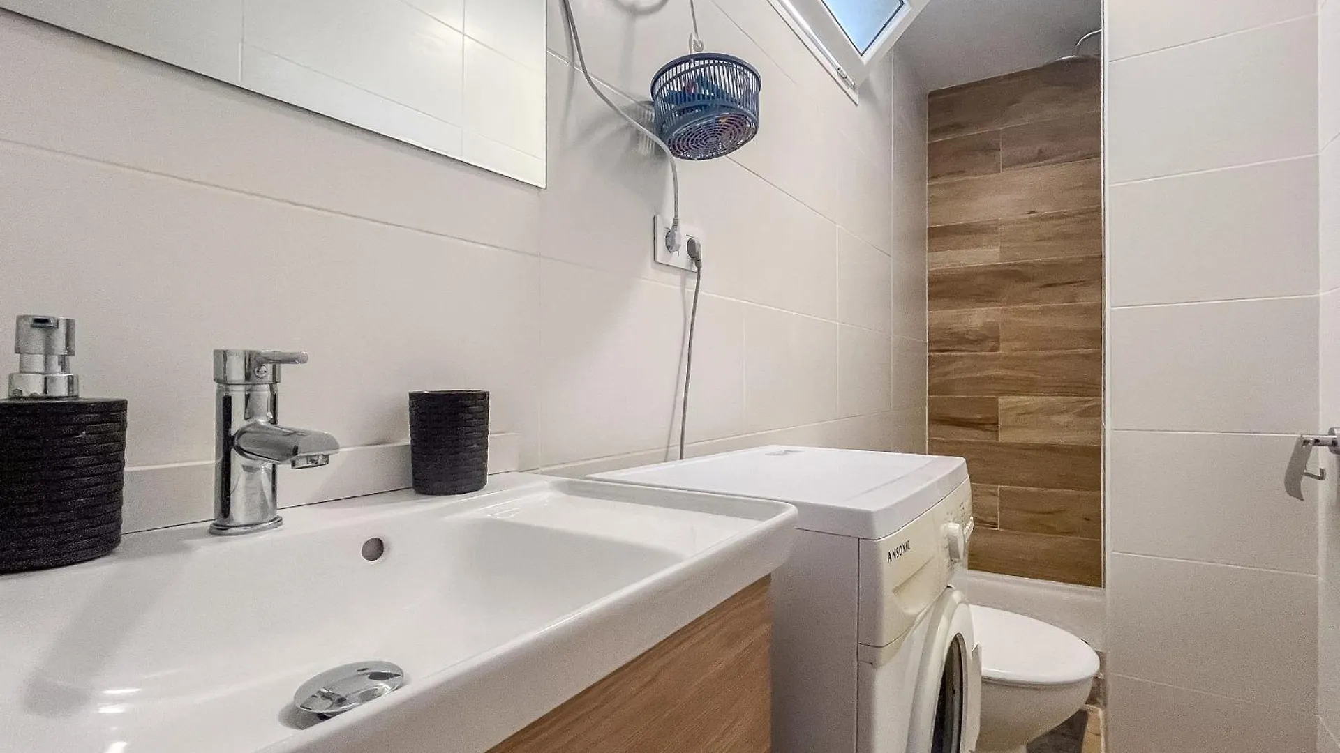 Cozy Studio Las Canteras - 2 Min Walk To Beach Las Palmas de Gran Canaria Spain