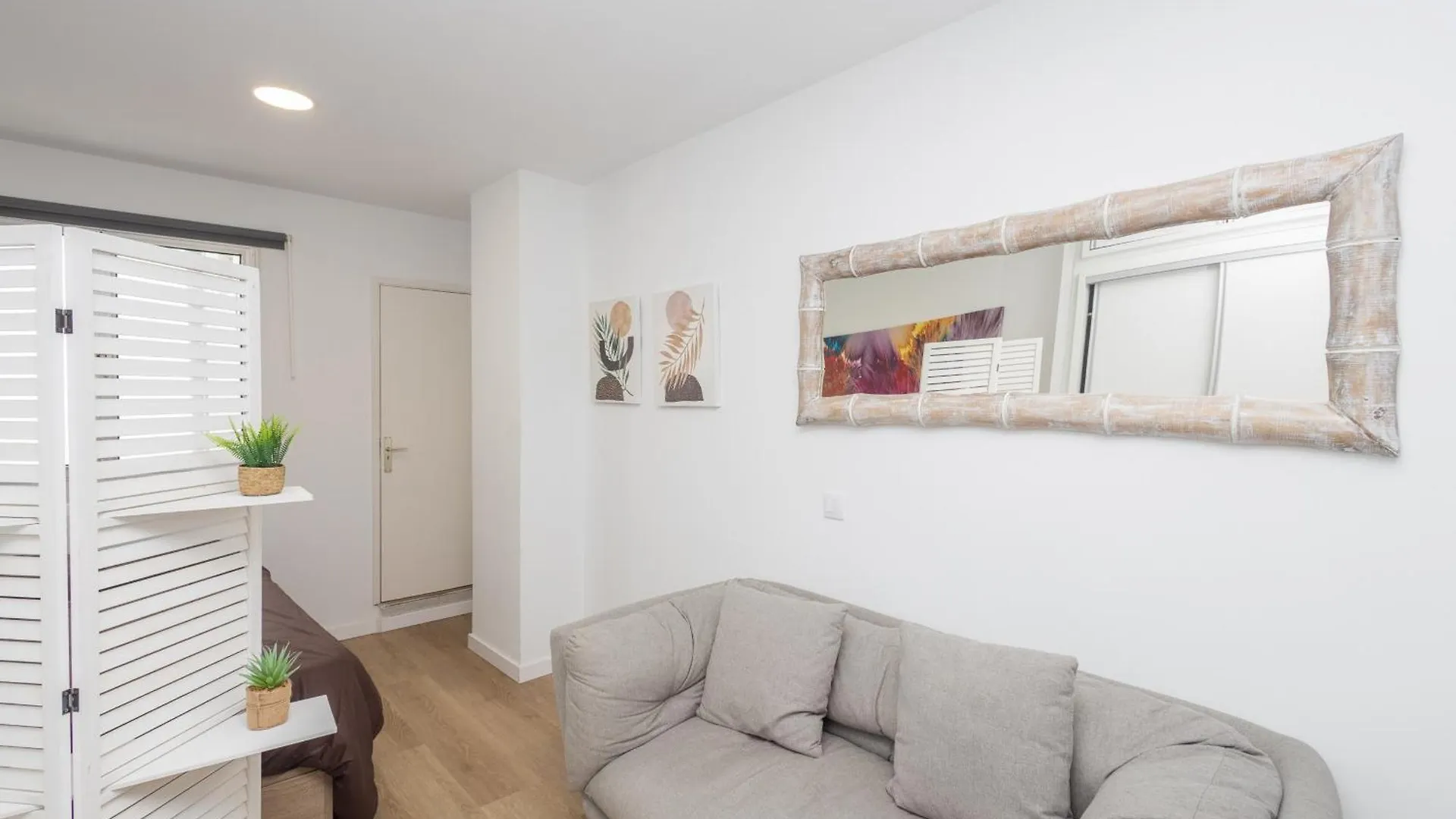 Cozy Studio Las Canteras - 2 Min Walk To Beach Las Palmas de Gran Canaria Apartment